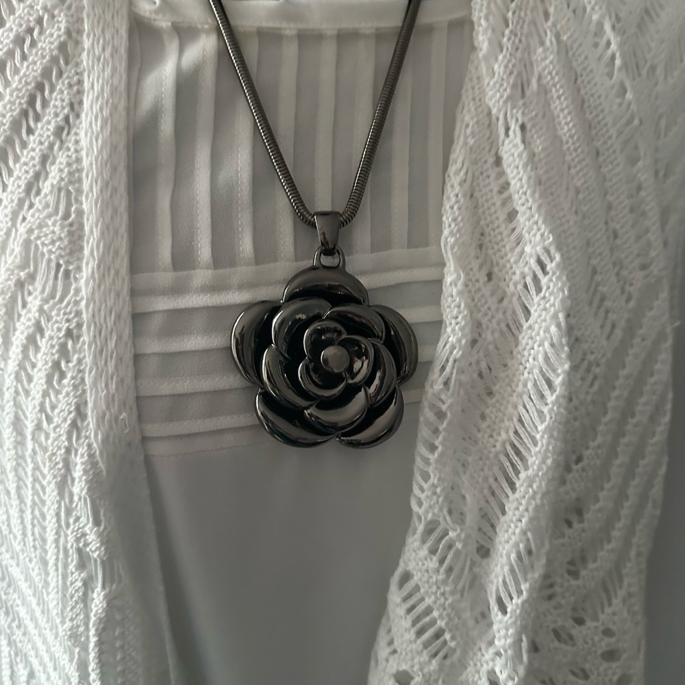 Camilla gun metal necklace and earrings